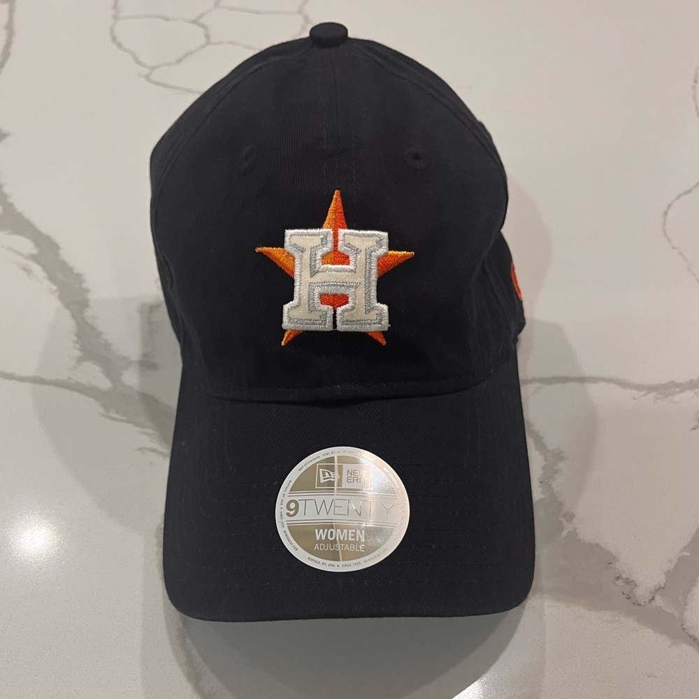 Brand new women’s Houston Astros adjustable baseball hat!